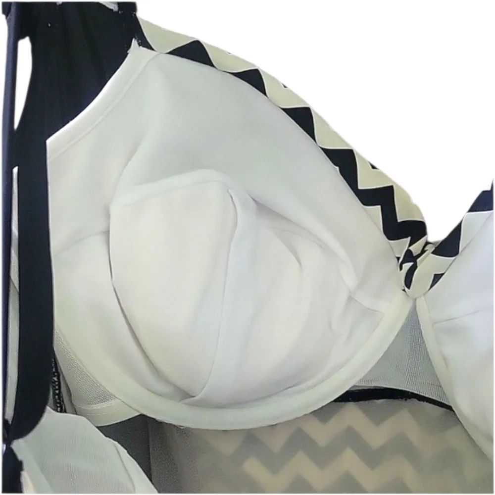 Torrid Cream and Black 1 Piece Swimsuit w Underwire & Padded Bust - Size 2 - Picture 8 of 10